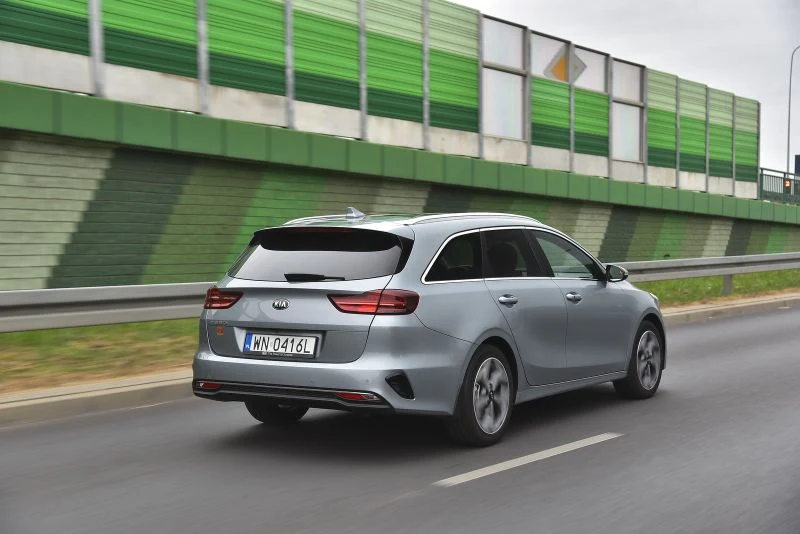 Kia Ceed SW 1.4 T-GDI 7DCT L 