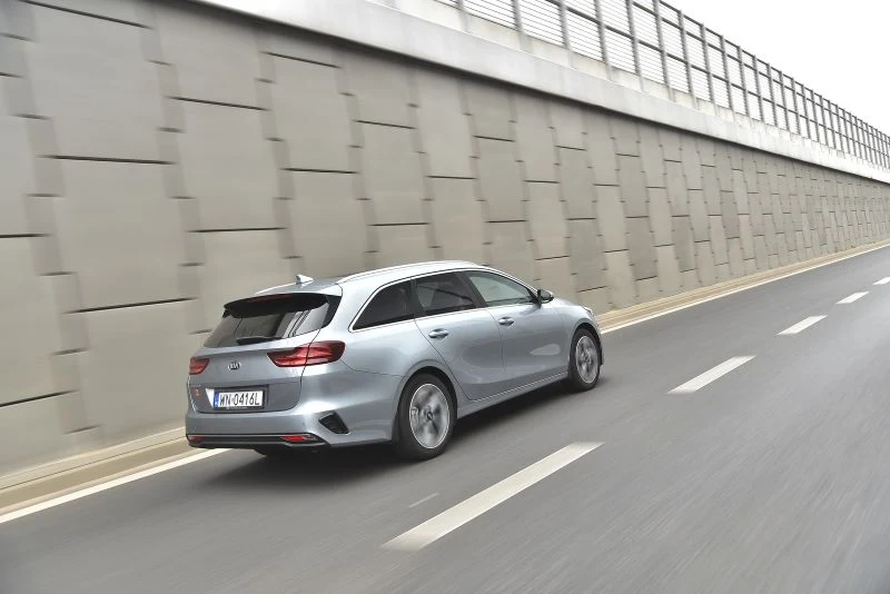 Kia Ceed SW 1.4 T-GDI 7DCT L 