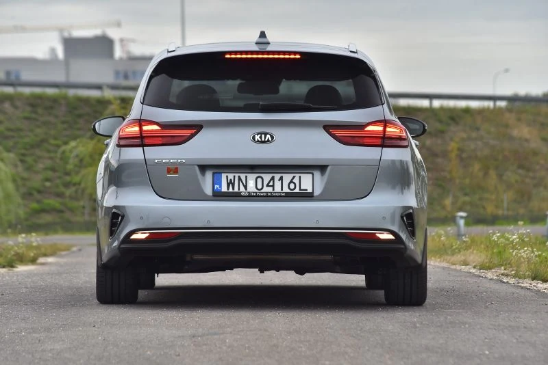 Kia Ceed SW 1.4 T-GDI 7DCT L 