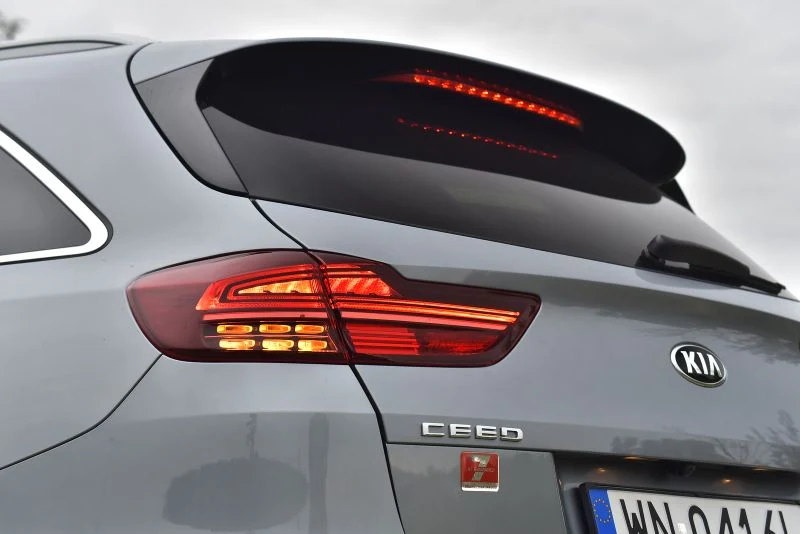 Kia Ceed SW 1.4 T-GDI 7DCT L 