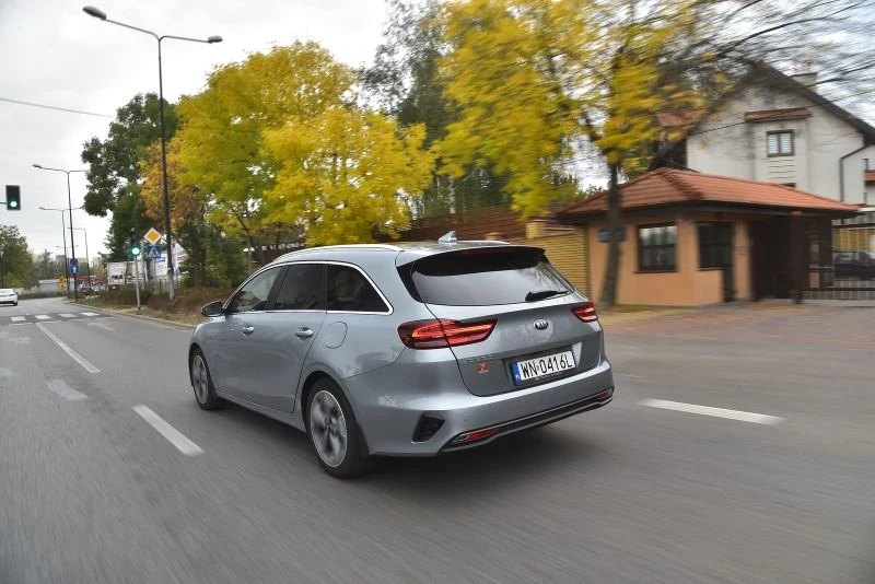 Kia Ceed SW 1.4 T-GDI 7DCT L 