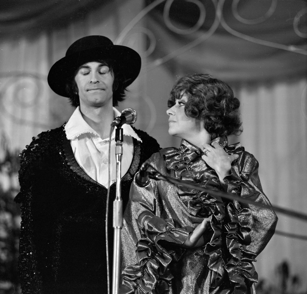 Tadeusz Ross (1972 r.) Tadeusz Ross (1972 r.)