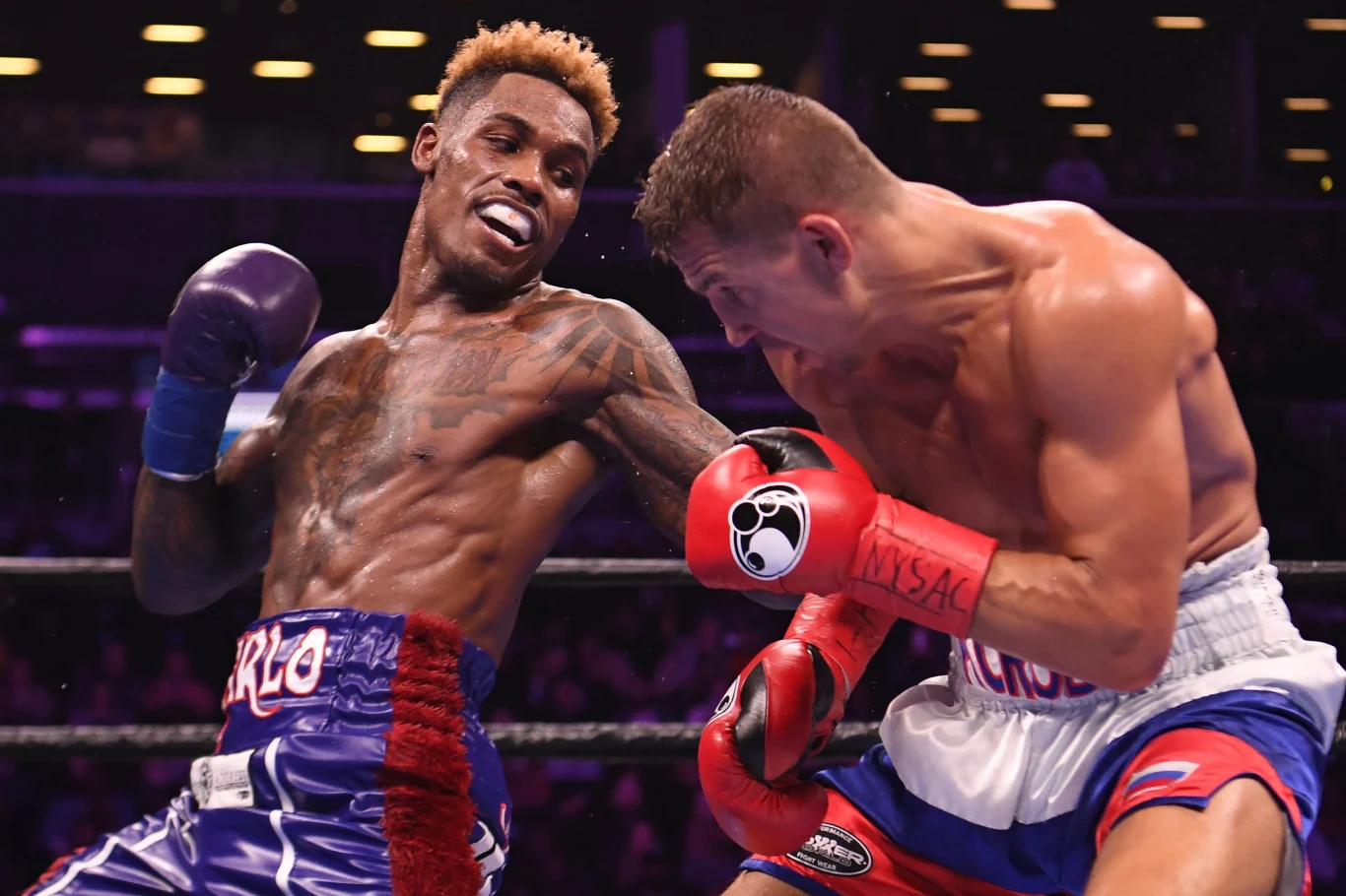 Jermall Charlo w walce z Matwiejewm Korobowem Jermall Charlo w walce z Matwiejewm Korobowem