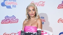 Już po premierze albumu Rita Ora wyznała, że zastanawiała się nad zakończeniem kariery. "W ostatnich latach mojego życia miałam moment, w którym nie wiedziałam, czy możliwe jest, bym wydała kolejny album i naprawdę się bałam. Pomyślałam: O mój Boże, czy mogę po prostu zrezygnować i skończyć z tym?" - zdradziła wokalistka dodając, że cieszy się, iż odnalazła w sobie siłę i motywację do działania.