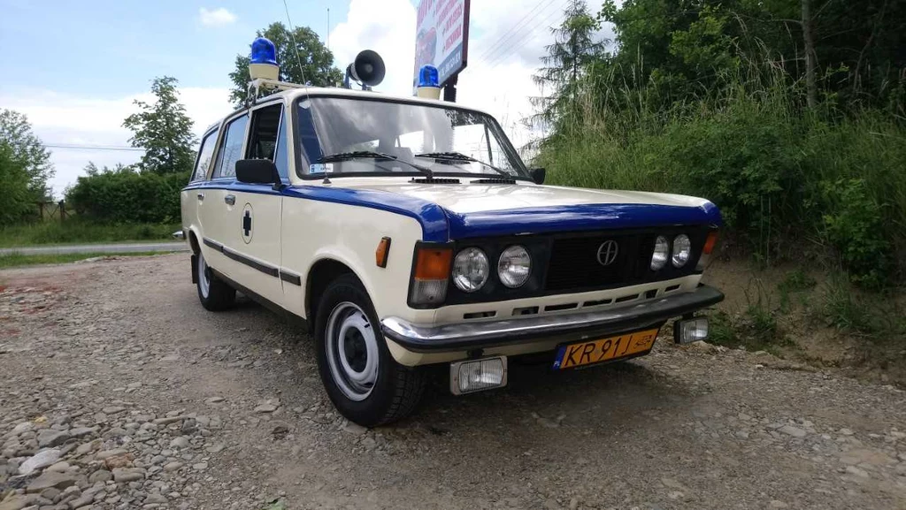 Fiat 125p ze zbiorów Muzeum Ratownictwa w Krakowie