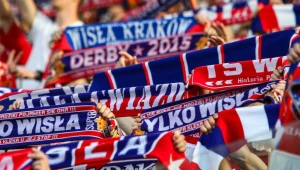 Kibice Wisły Kraków czekają na lepsze czasy swojego klubu