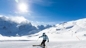 Sankt Moritz. Szwajcarskie Alpy skąpane w zimowym słońcu