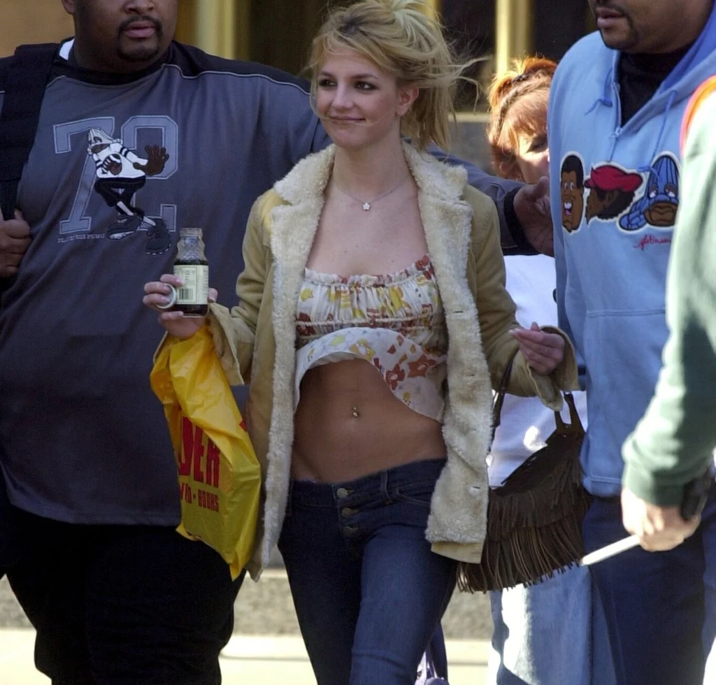 Britney Spears u szczytu kariery nosiła biodrówki 