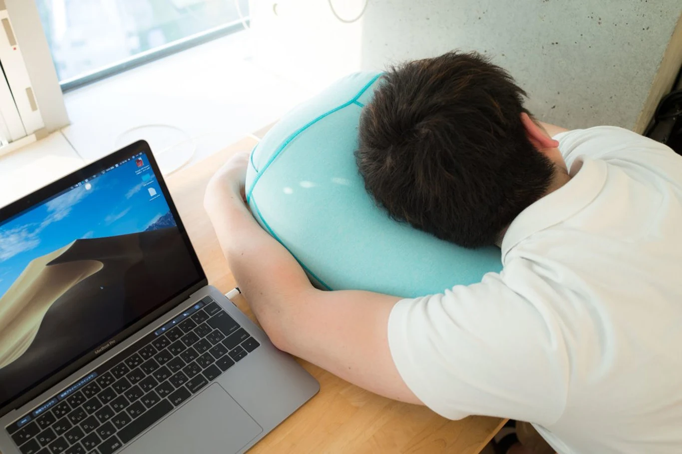 Buttress Pillow