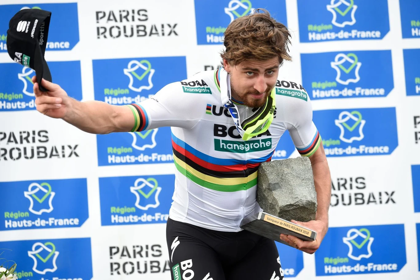 Ubiegłoroczną edycję wyścigu Paryż-Roubaix wygrał Peter Sagan Ubiegłoroczną edycję wyścigu Paryż-Roubaix wygrał Peter Sagan
