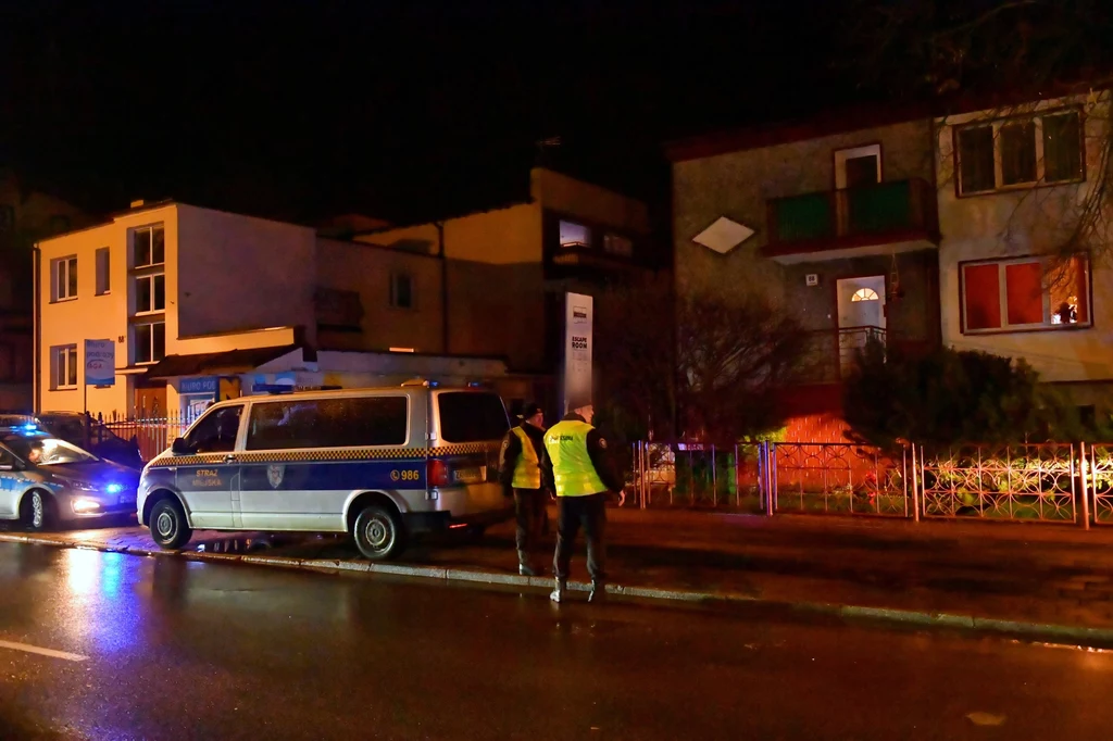 Pięć kobiet zginęło w pożarze, który wybuchł 4 bm. w Koszalinie w budynku mieszkalnym, w pomieszczeniu typu "escape room". Pięć kobiet zginęło w pożarze, który wybuchł 4 bm. w Koszalinie w budynku mieszkalnym, w pomieszczeniu typu "escape room".