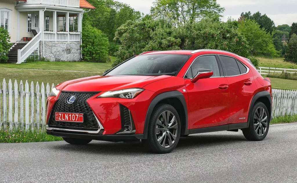 Lexus UX 250h