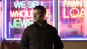 Lucas Hedges w scenie z "Powrotu Bena"