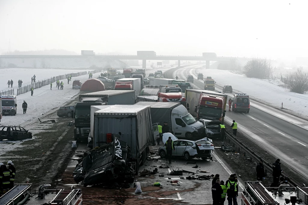 To nie był karambol, ale seria oddzielnych zdarzeń