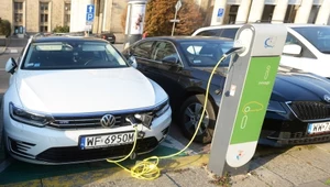 Ładowanie "elektryka" w Polsce dwa razy droższe, niż tankowanie diesla!