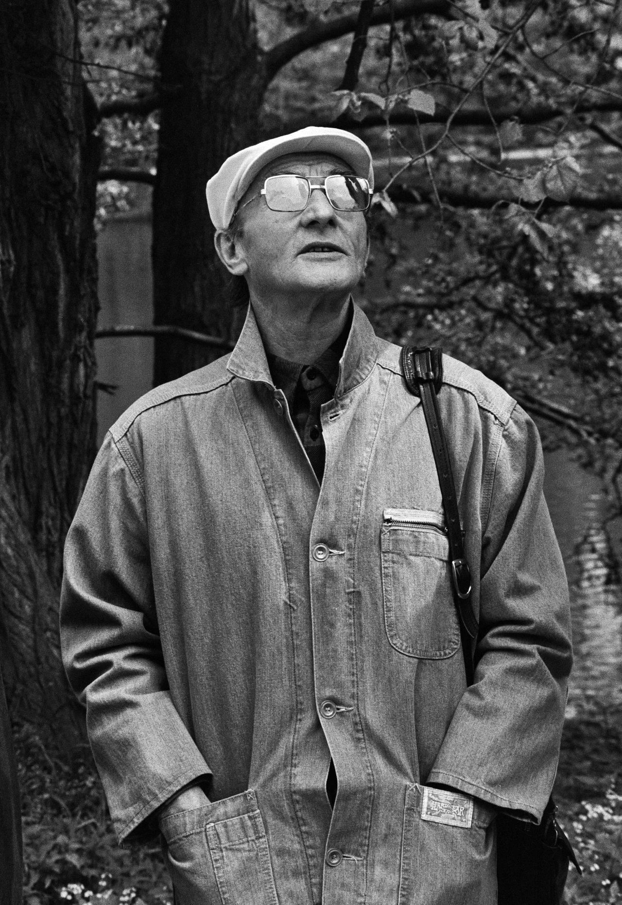 Wiesław Drzewicz na planie "W labiryncie" Wiesław Drzewicz na planie "W labiryncie"