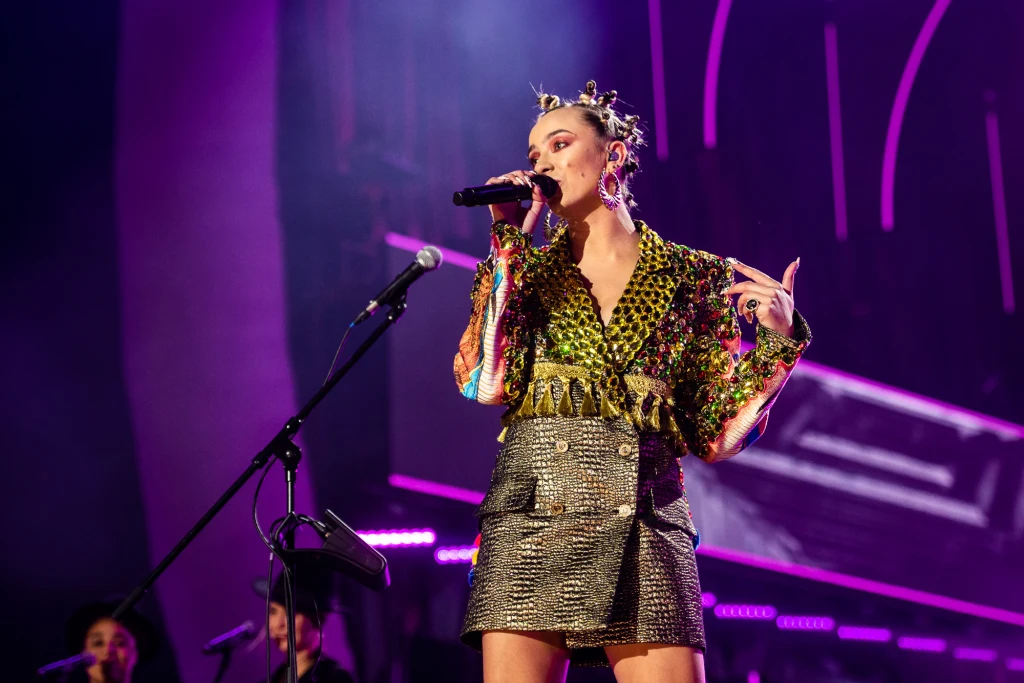 Natalia Nykiel swoją sylwestrową kreacją wywołała wiele kontrowersji Natalia Nykiel swoją sylwestrową kreacją wywołała wiele kontrowersji