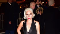 Muzyka do filmu od samego początku cieszy się ogromną popularnością. Podczas 76. Gali Złotych Globów Lady Gaga otrzymała nagrodę za piosenkę "Shallow".