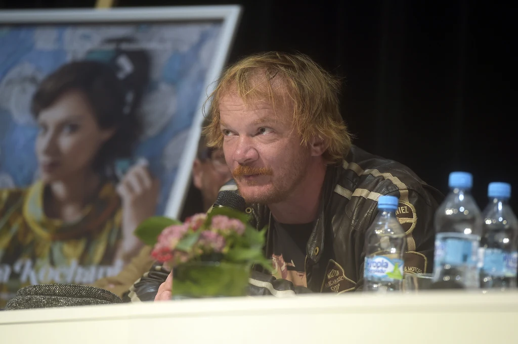 Eryk Lubos Eryk Lubos