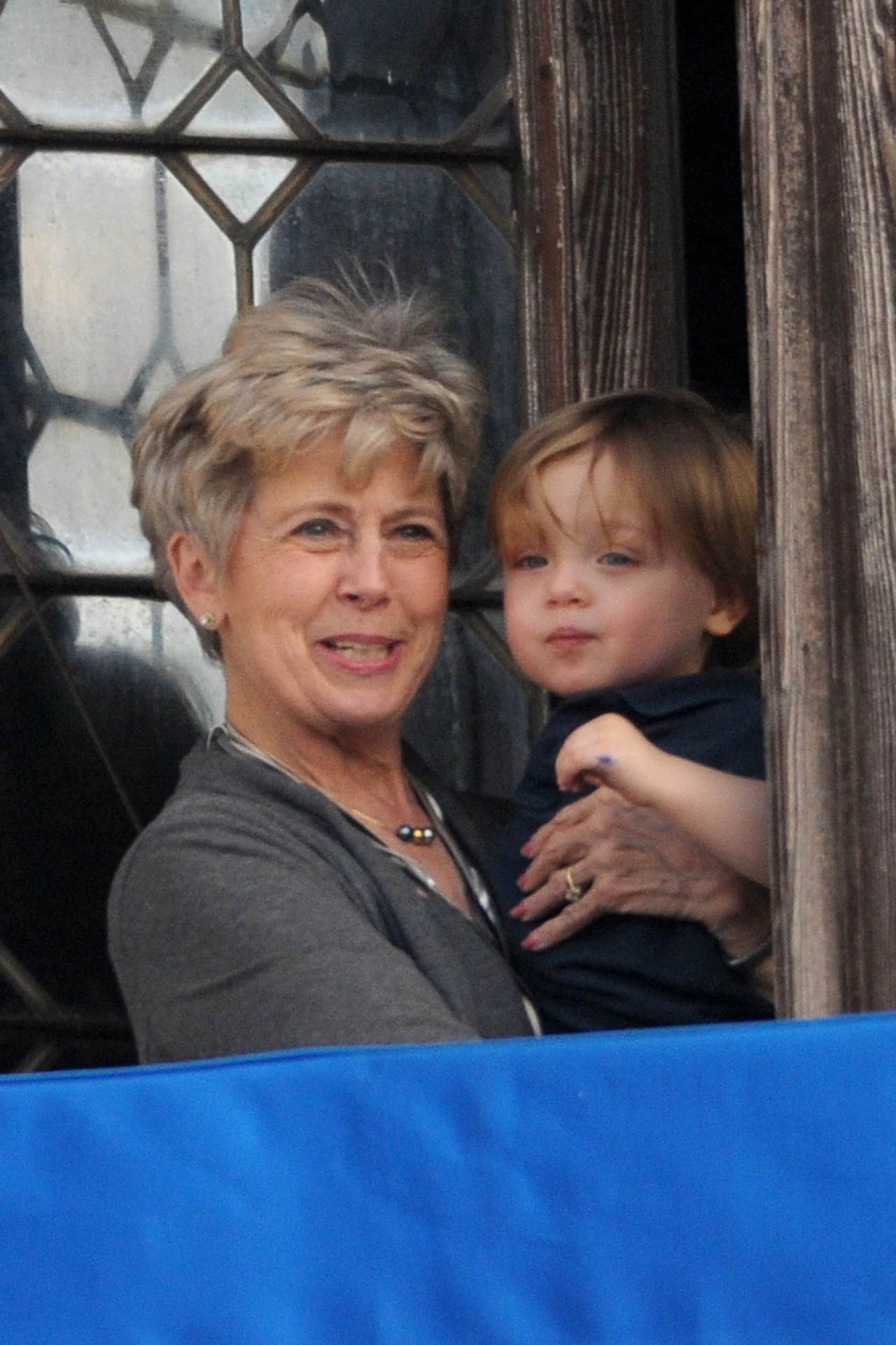 Jane Pitt z wnuczkiem Knoxem