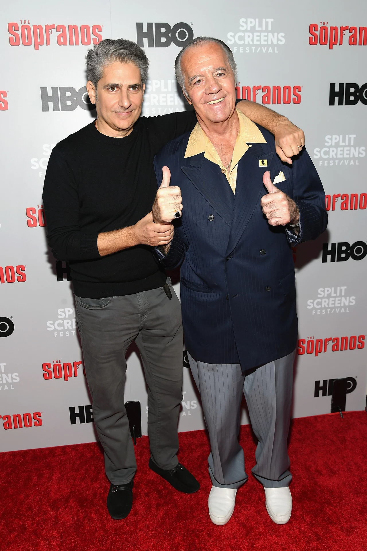 Michael Imperioli	(Christopher Moltisanti) i Tony Sirico	(Paulie  Gualtieri)