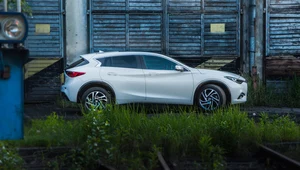 Infiniti Q30