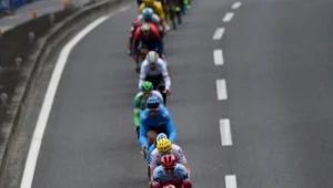 Kolarze podczas wyścigu Tour de France