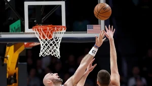 Marcin Gortat w akcji