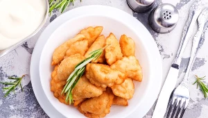 ​Lubisz pierogi podsmażane na patelni? Ten nietypowy składnik podkręci ich smak