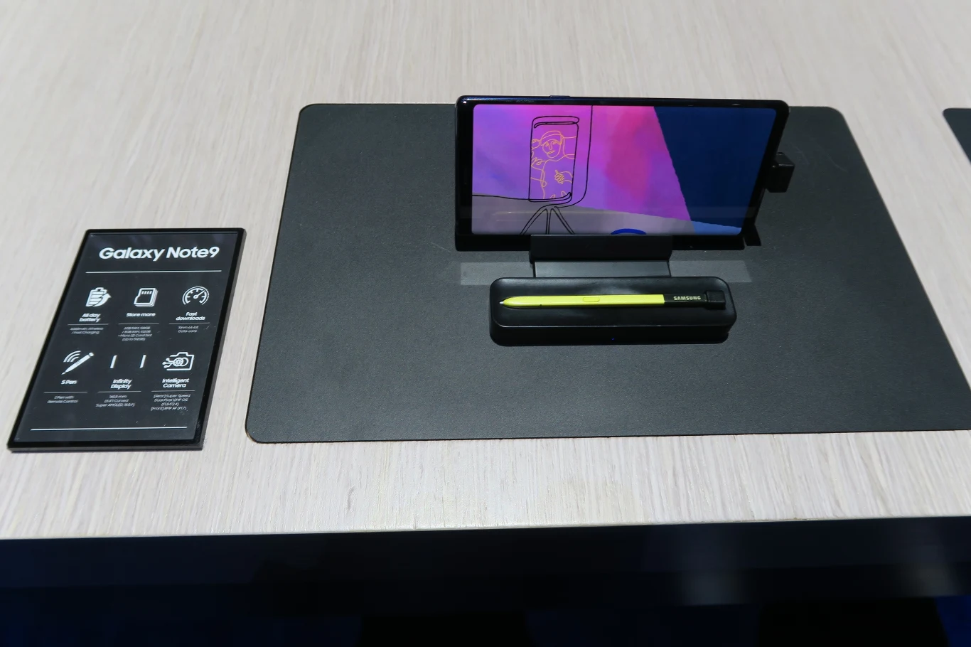 W Vegas nie zabrakło też smartfonów koreańskiego producenta. Wśród nich znalazły się najnowsze modele Galaxy Note9