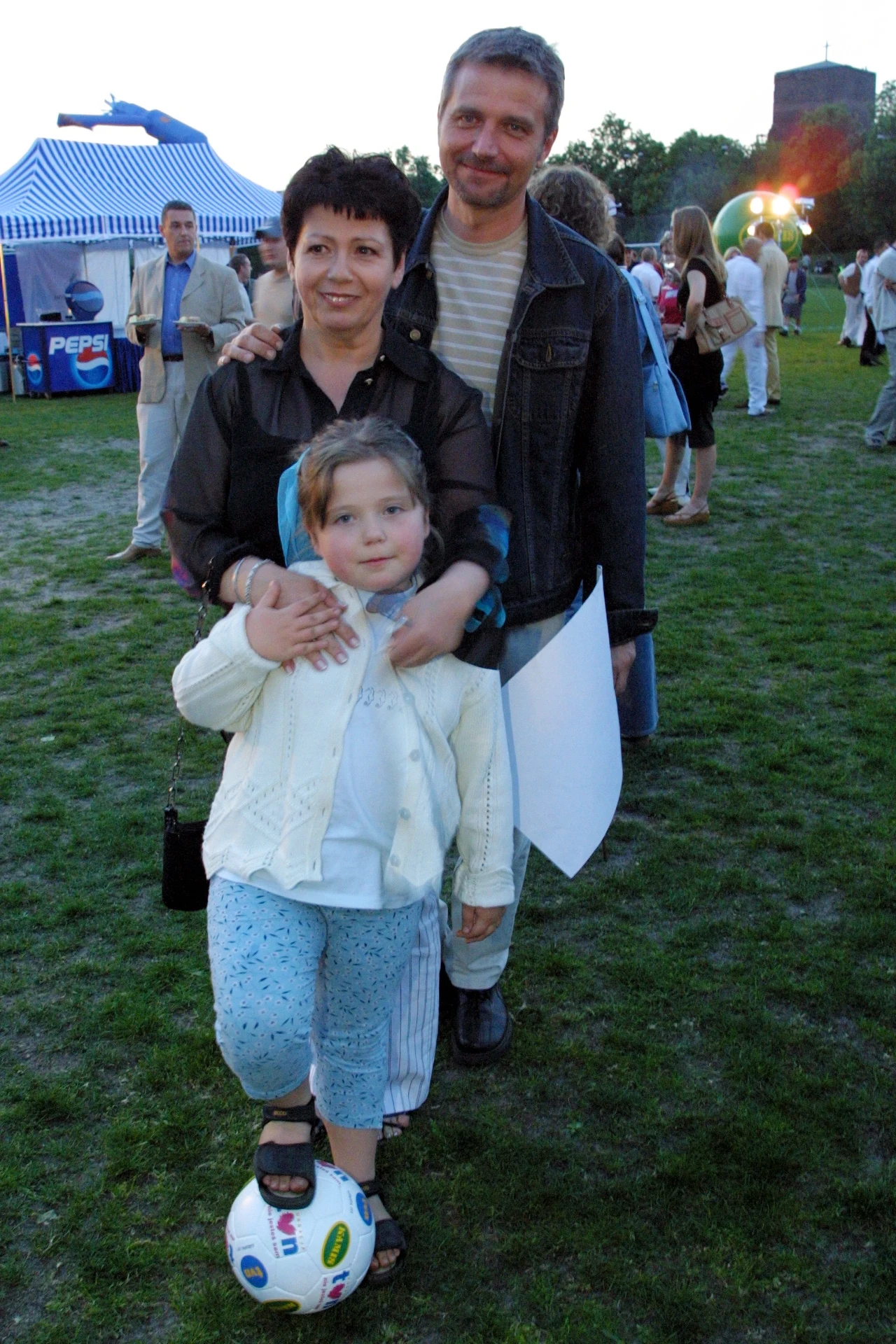 Ewa Bem z córką Gabrielą i mężem Ryszardem, fot. Studio 69 Ewa Bem z córką Gabrielą i mężem Ryszardem, fot. Studio 69