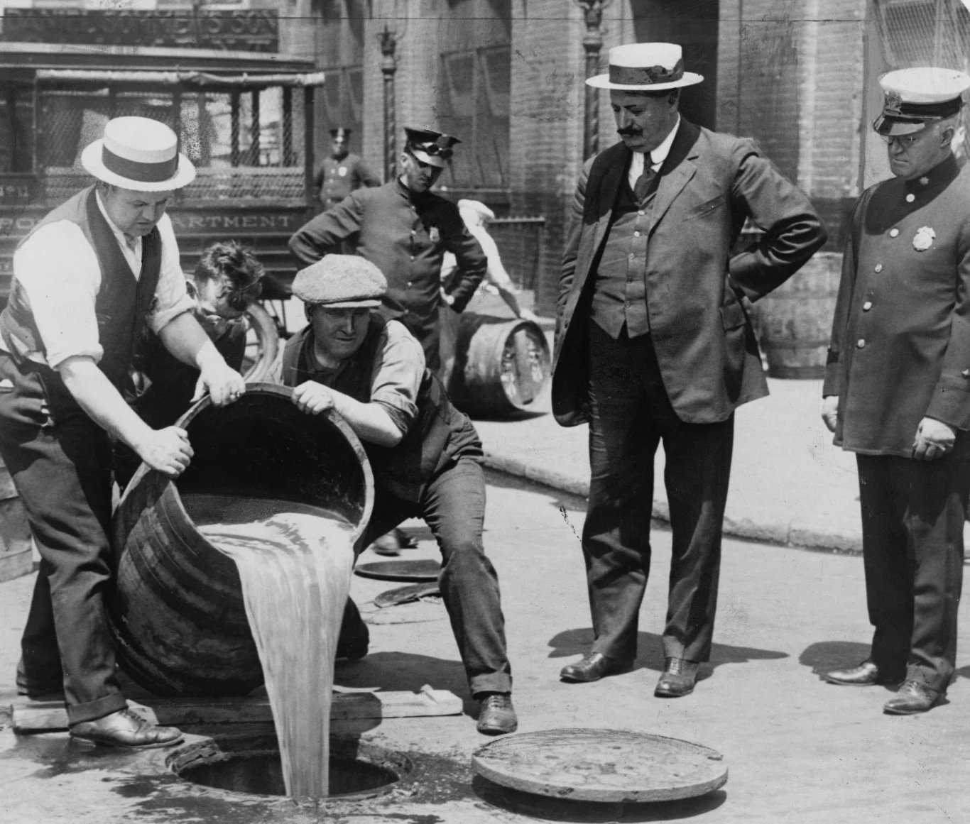 Walka z nielegalnym handlem alkoholem była skazana na niepowodzenie