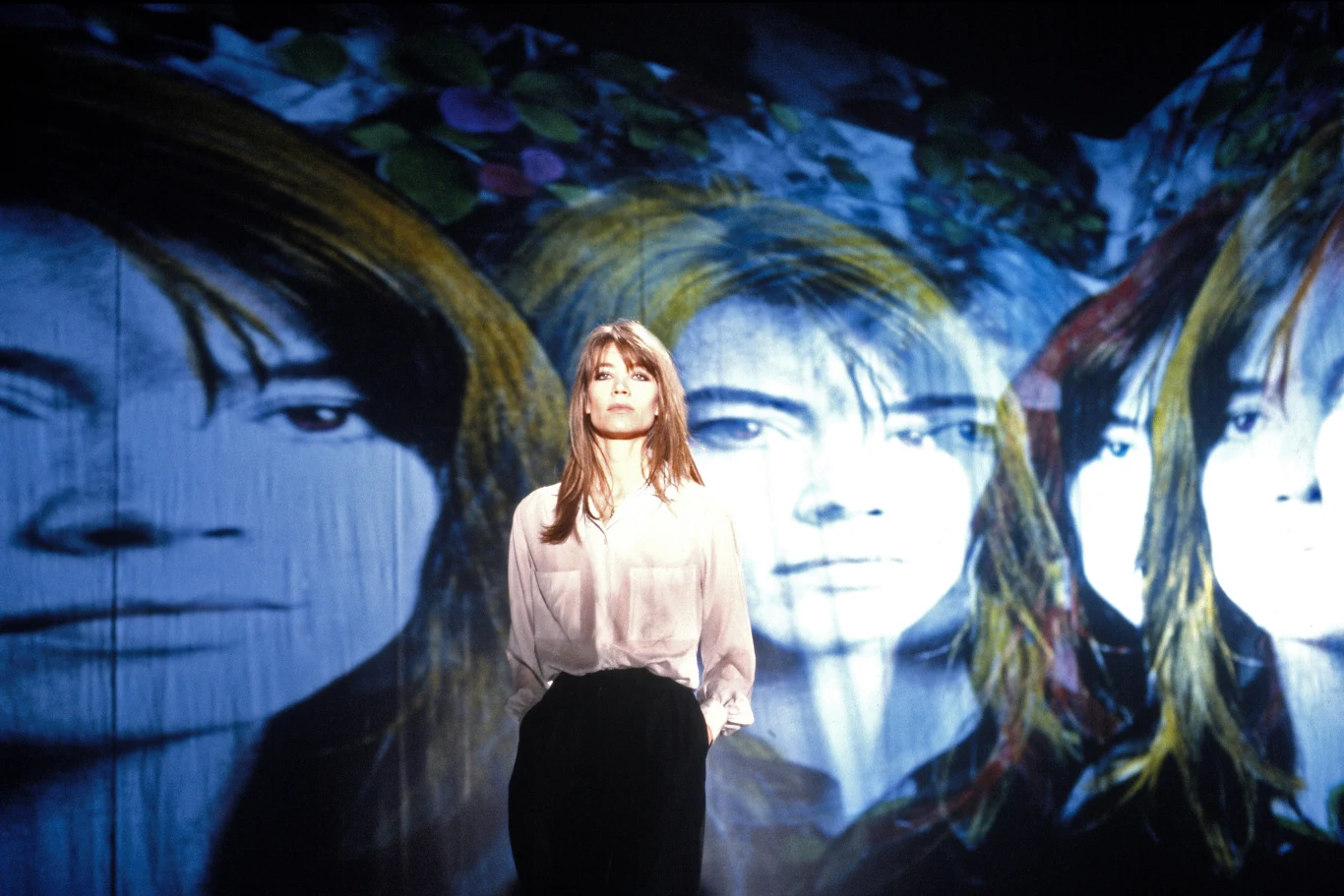 W 1994 roku Francoise Hardy nawiązała współpracę z brytyjską grupą Blur. Efektem była francuska wersja utworu "To The End (La Comedie)", która trafiła na francuską wersję płyty "The Great Escape. W 1994 roku Francoise Hardy nawiązała współpracę z brytyjską grupą Blur. Efektem była francuska wersja utworu "To The End (La Comedie)", która trafiła na francuską wersję płyty "The Great Escape.