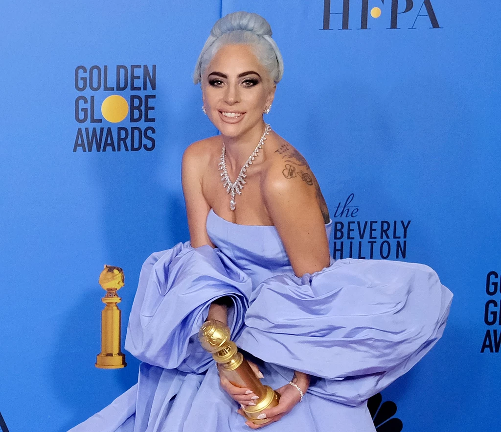  Lady Gaga oczarowała na tegorocznej gali wręczenia Złotych Globów