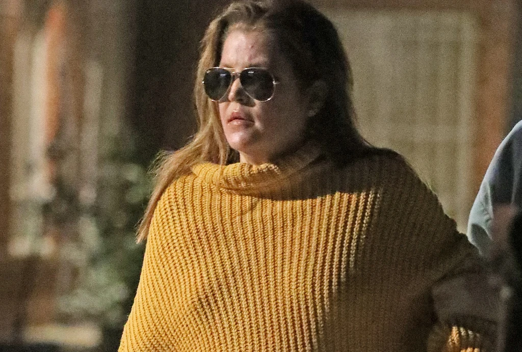 Lisa Marie Presley wychodzi z kliniki Lisa Marie Presley wychodzi z kliniki