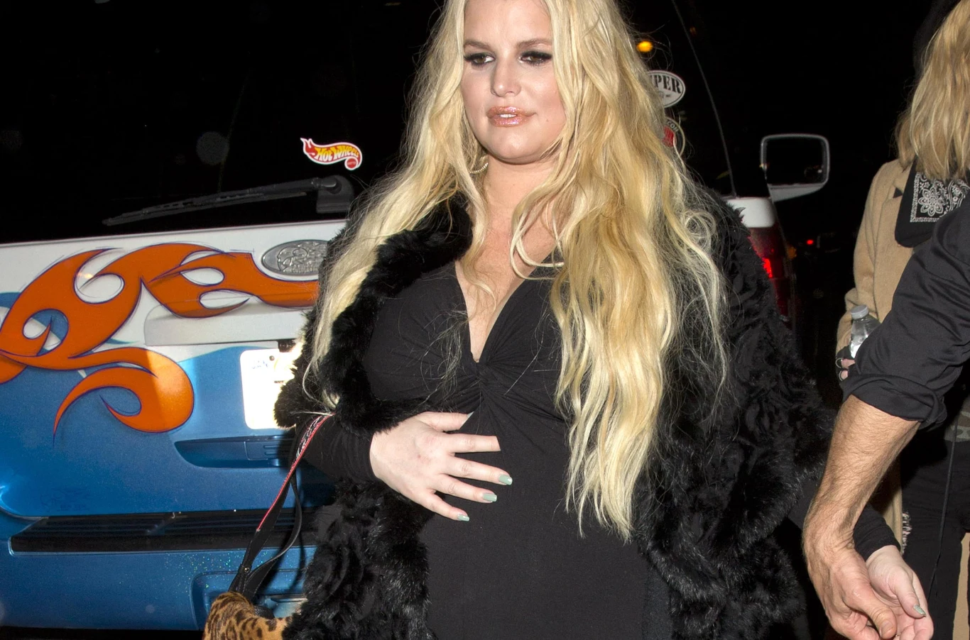 Jessica Simpson w drodze na imprezę Jessica Simpson w drodze na imprezę