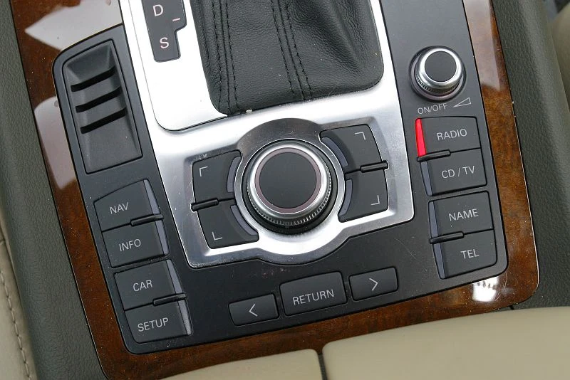Audi Q7 (2005-2015) 