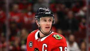 Kapitan Chicago Blackhawks Jonathan Toews