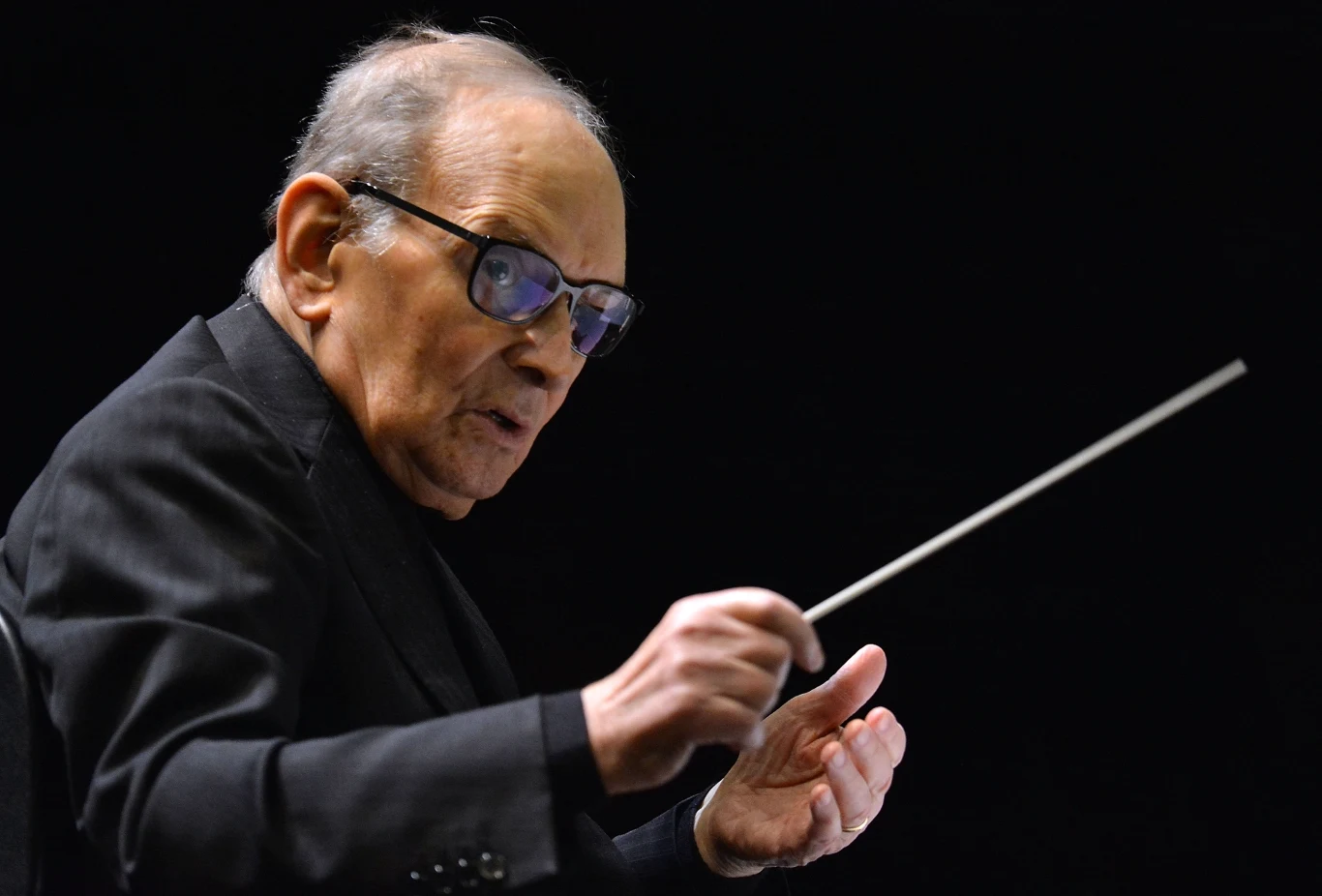 Ennio Morricone miał zaledwie sześć lat, kiedy zaczął komponować Ennio Morricone miał zaledwie sześć lat, kiedy zaczął komponować