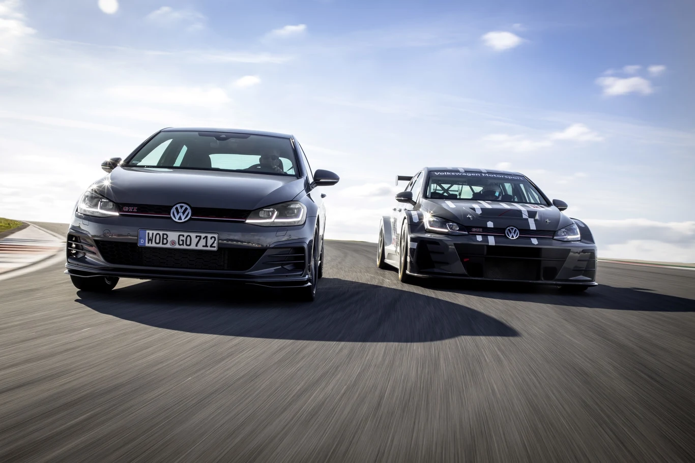 Volkswagen Golf TCR na zdjęciach