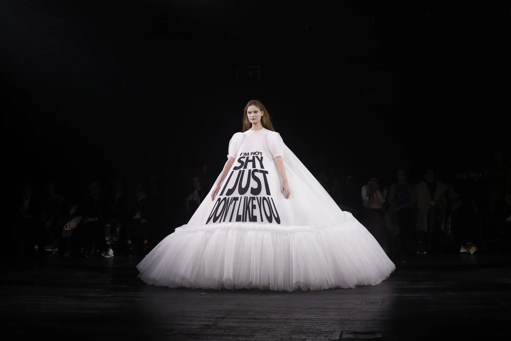 Pokaz marki Viktor&Rolf, wiosna/lato, Paryż