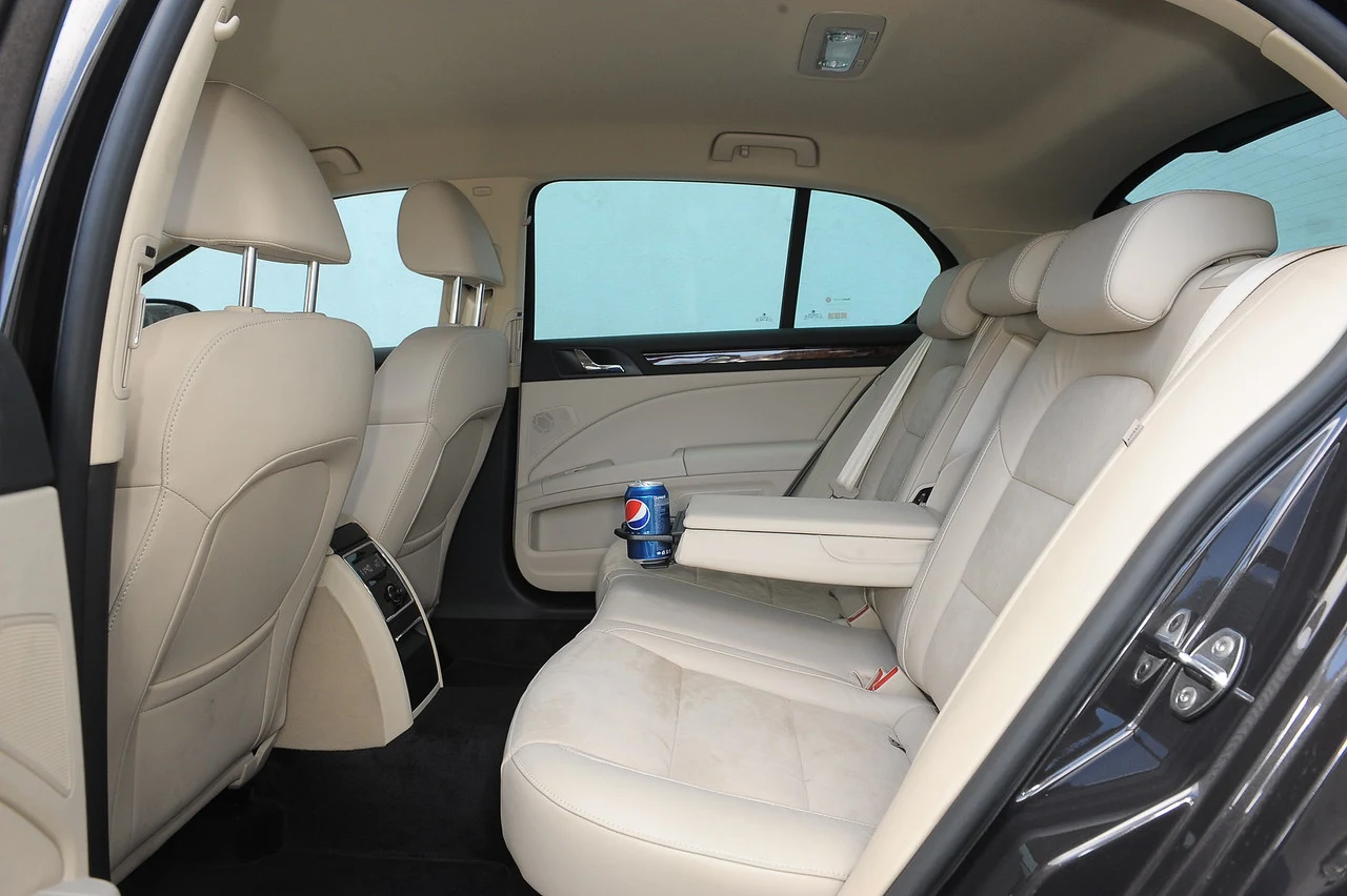 skoda superb fotele