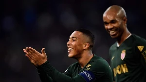 Youri Tielemans (na pierwszym planie)
