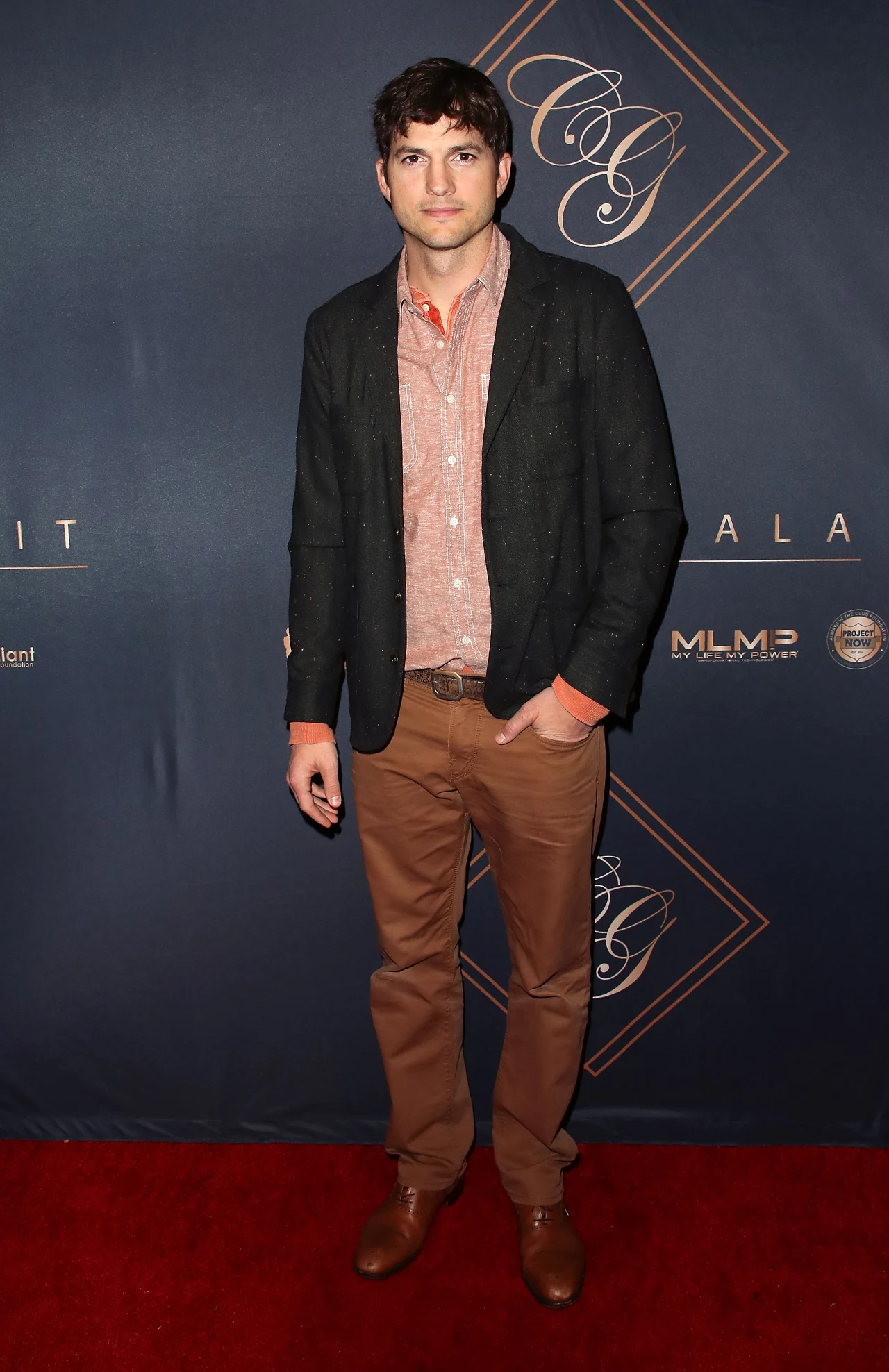 Ashton Kutcher Ashton Kutcher