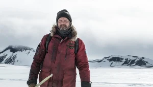 Mads Mikkelsen w filmie "Arktyka"