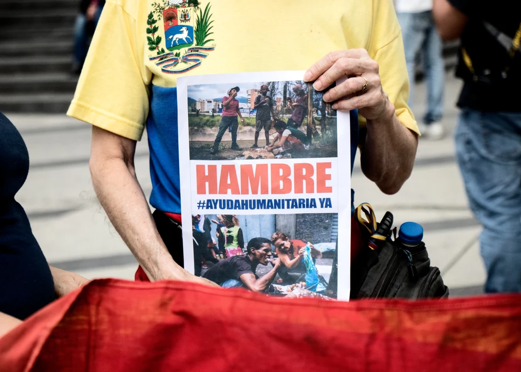 "Głód". Masowe protesty mieszkańców Wenezueli przeciw reżimowi Nicolasa Maduro "Głód". Masowe protesty mieszkańców Wenezueli przeciw reżimowi Nicolasa Maduro