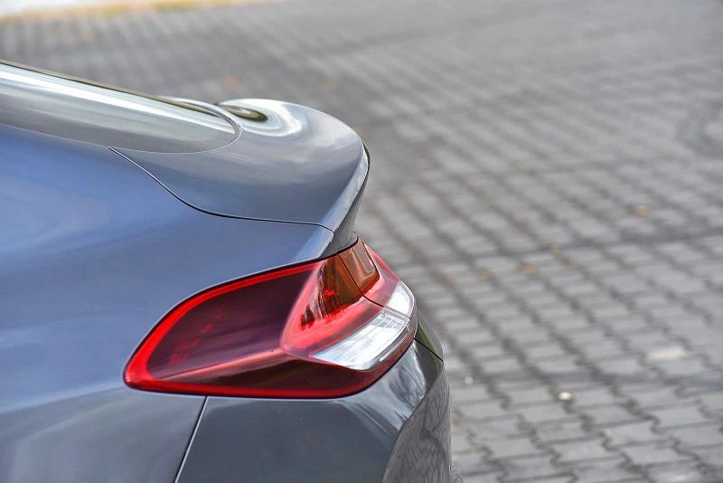 Hyundai i30 Fastback 1.6 CRDi 7DCT Premium 