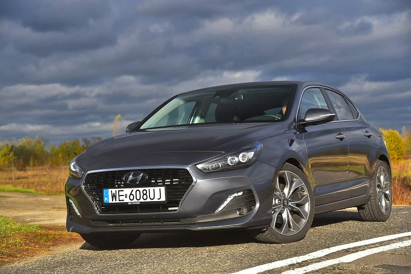 Hyundai i30 Fastback 1.6 CRDi 7DCT Premium 