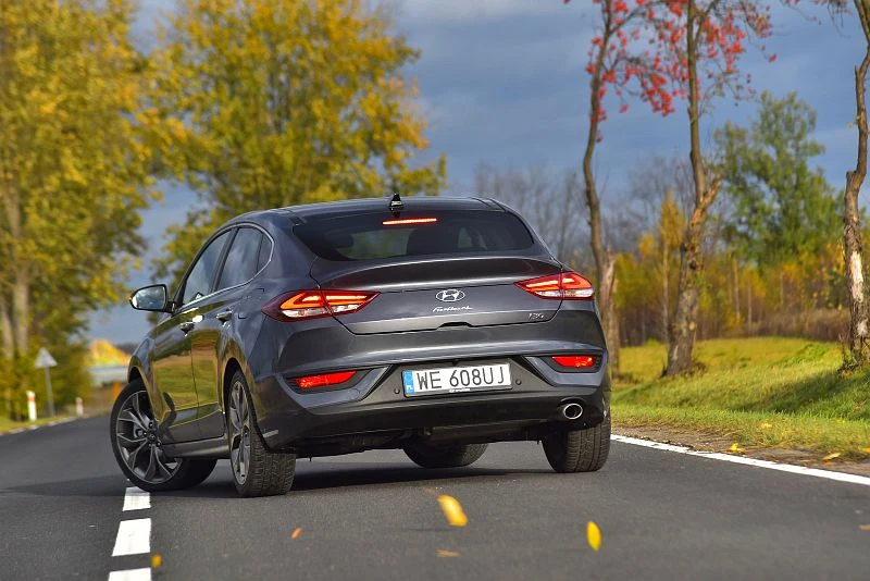 Hyundai i30 Fastback 1.6 CRDi 7DCT Premium 