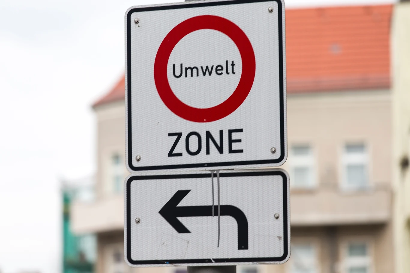 Niemcy zaczynają protestować przeciw ograniczeniom dla diesli Niemcy zaczynają protestować przeciw ograniczeniom dla diesli